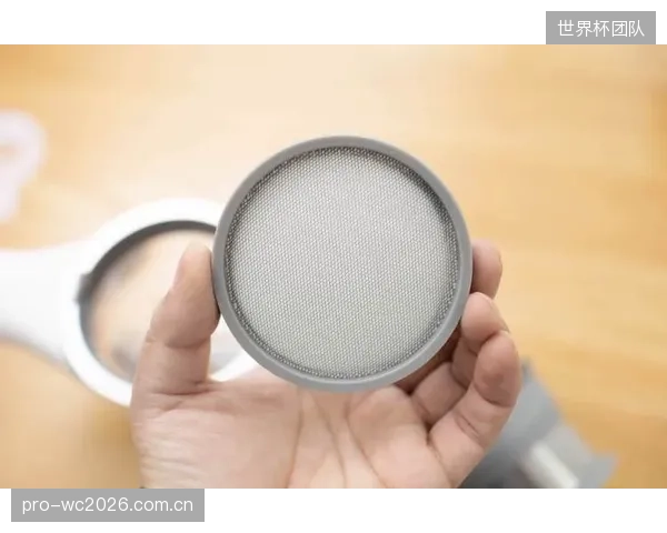 实验室加速老化测试显示：高密度防切割海绵复合结构可保证10年冲击吸能性能衰减低于5%，大幅降低更换频率
